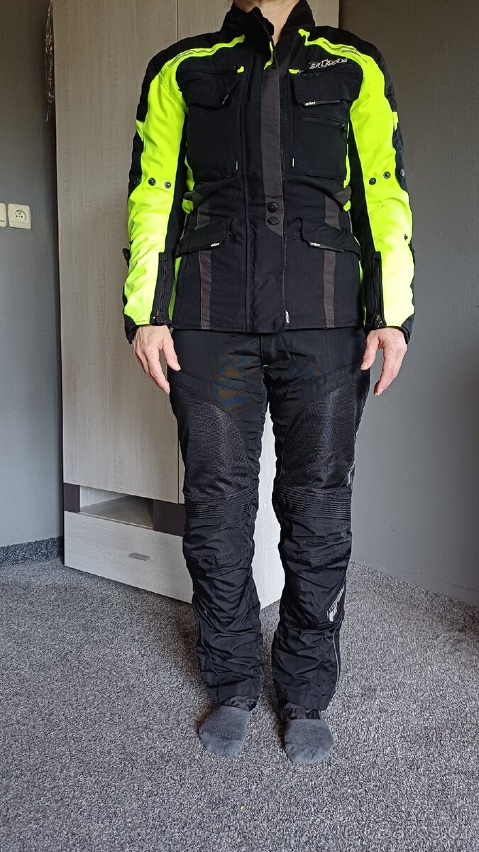 Oblečení na motorku