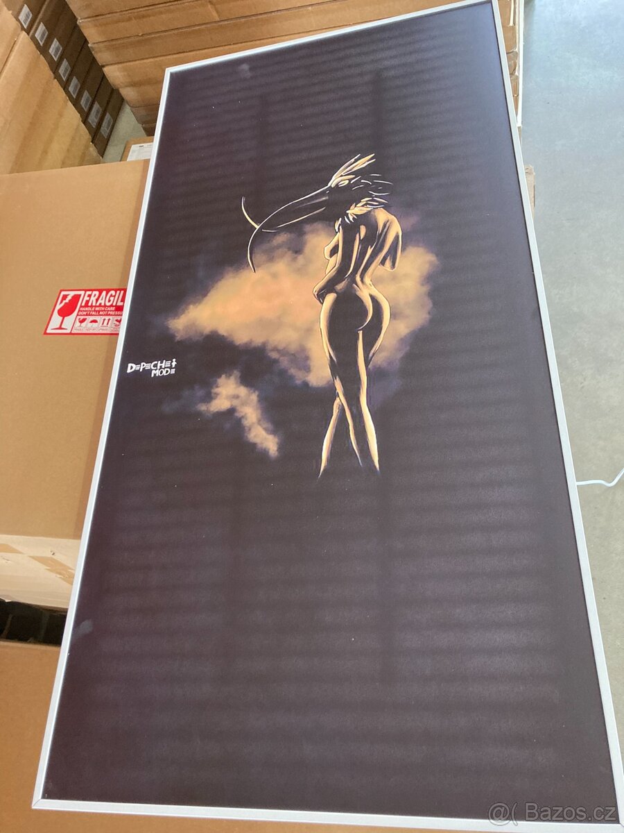 Topný panel na stěnu 700W
