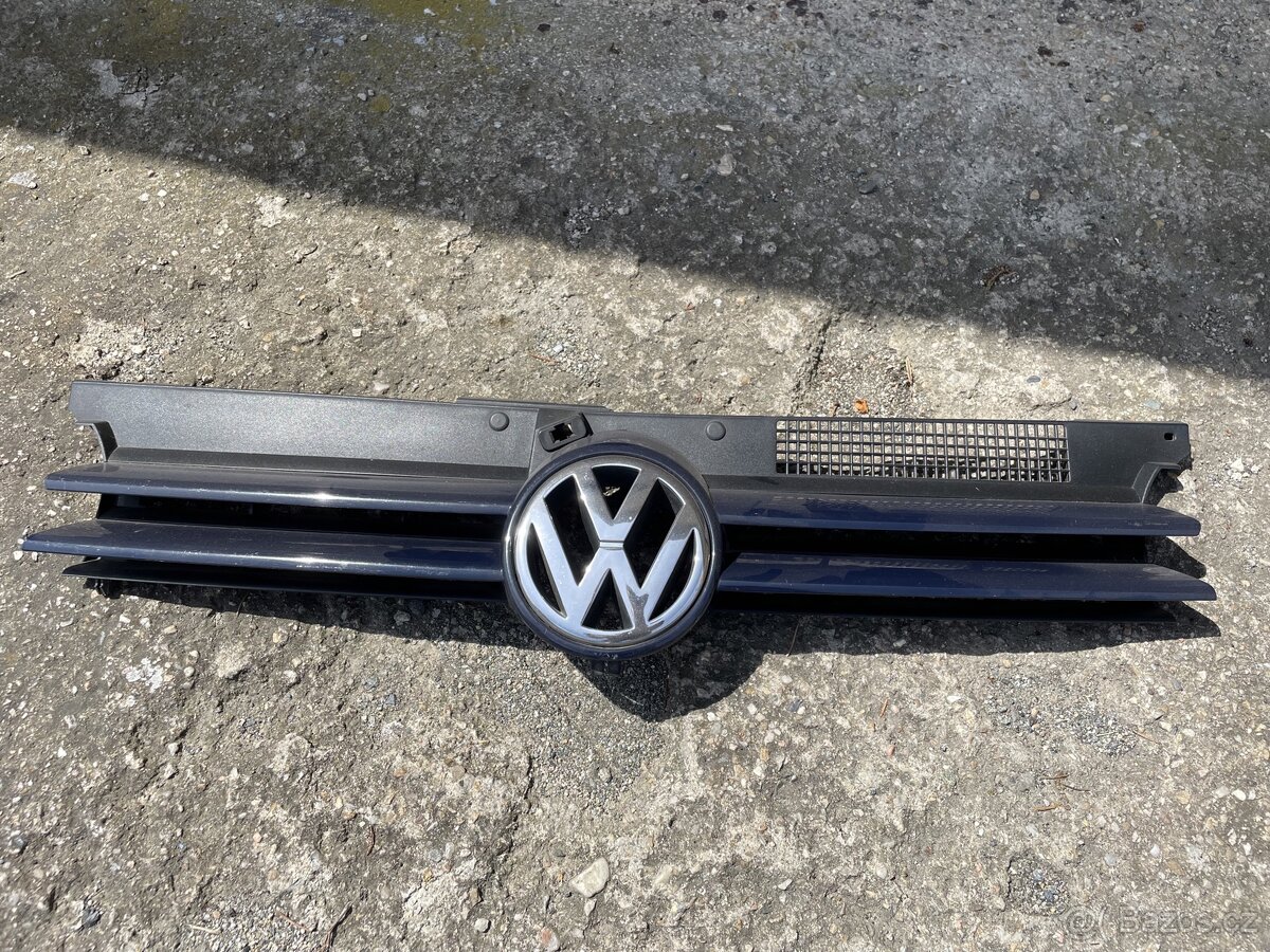 Maska chladiče volkswagen golf 4