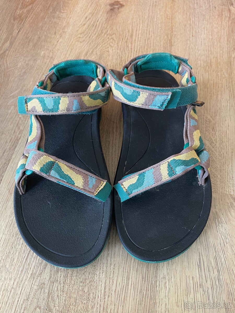 Sandály TEVA vel 35