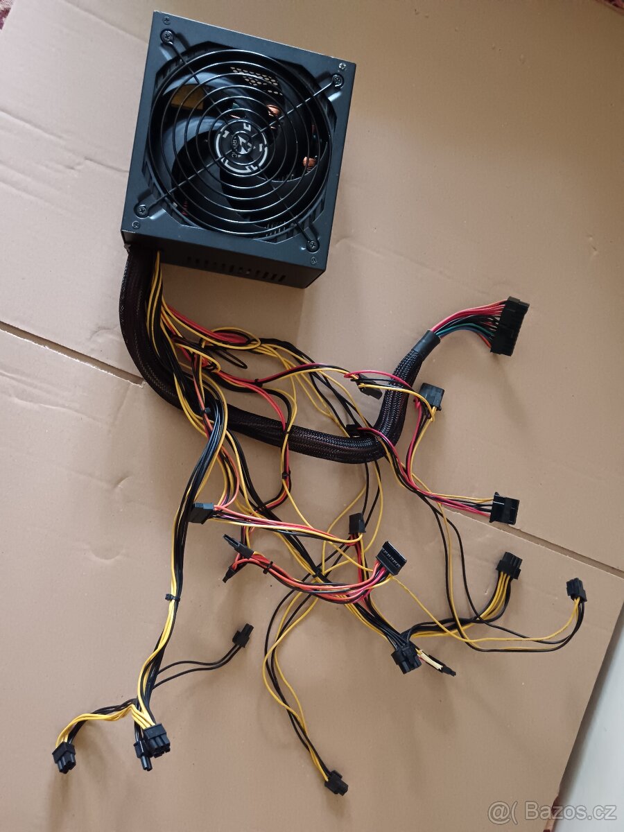 Zdroj na pc 650w
