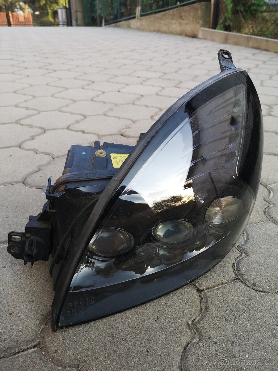 Ford Puma přední levé světlo