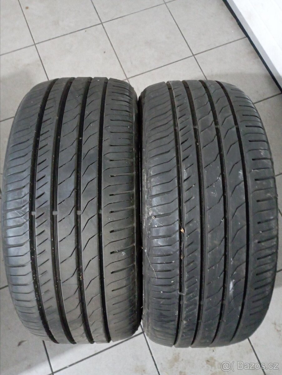 Pneu 225/45/17