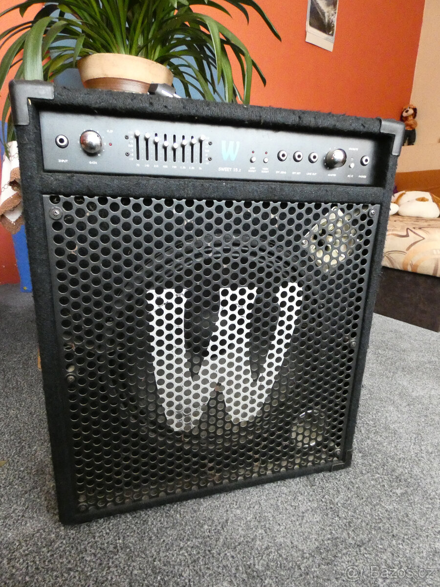 Basové kombo Warwick 15.2