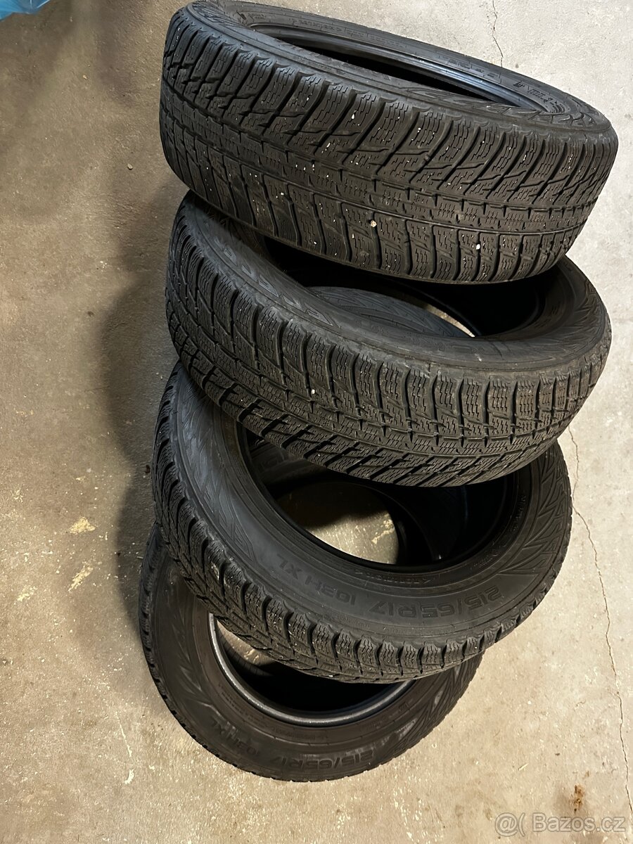 Nokian WR SUV 215/65/17