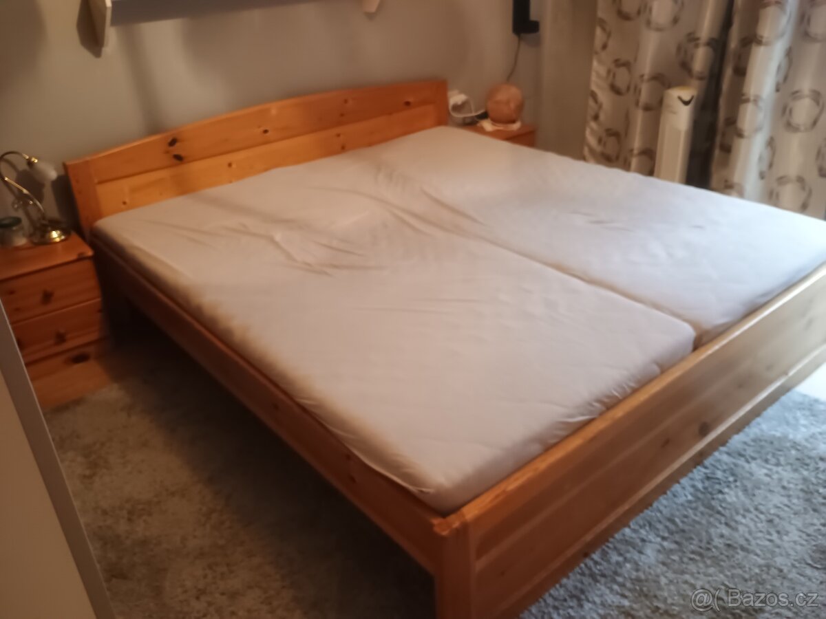 Manželské dvoulůžko