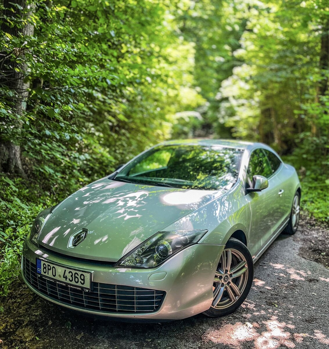 Renault Laguna Coupé 2.0 dCi 131kW – 4Control – TOP STAV