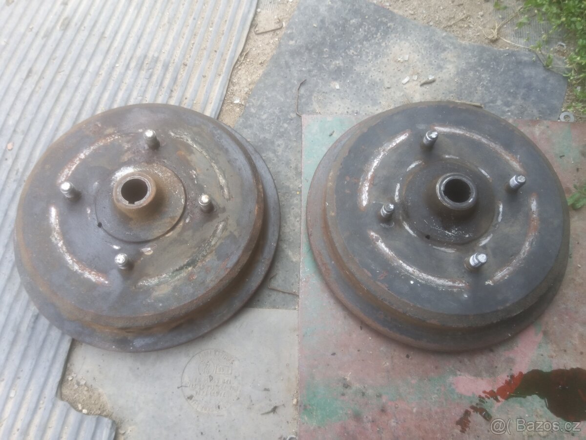 Škoda 100L 110L brzdové bubny