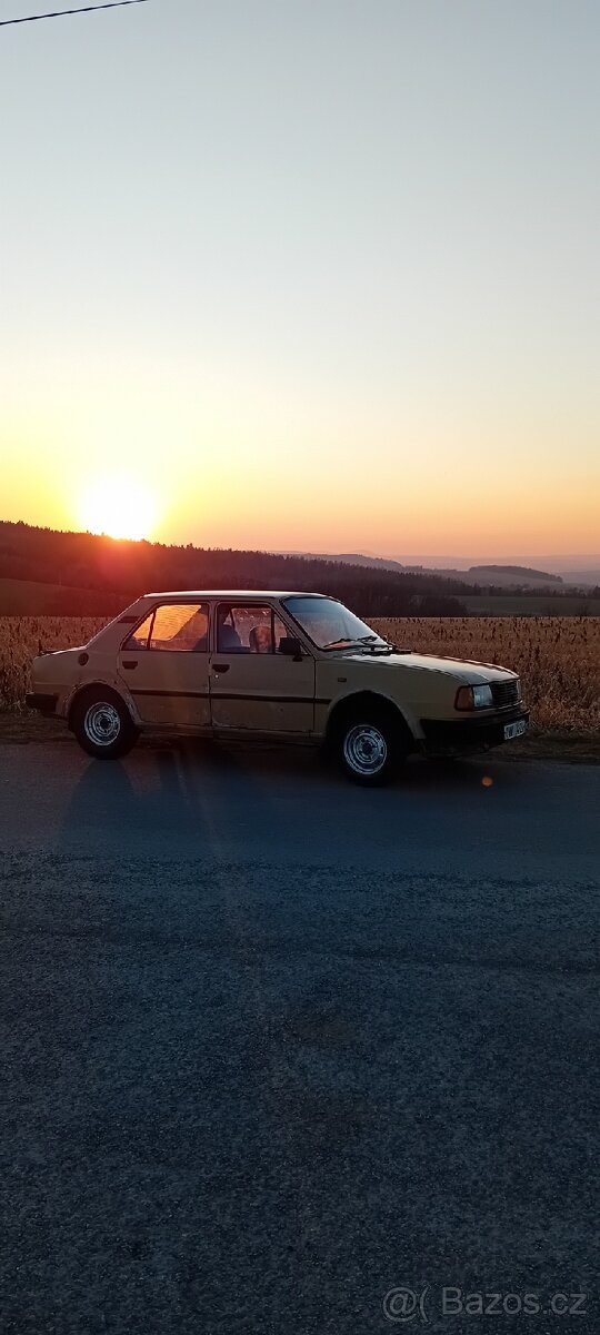 Škoda 120 L