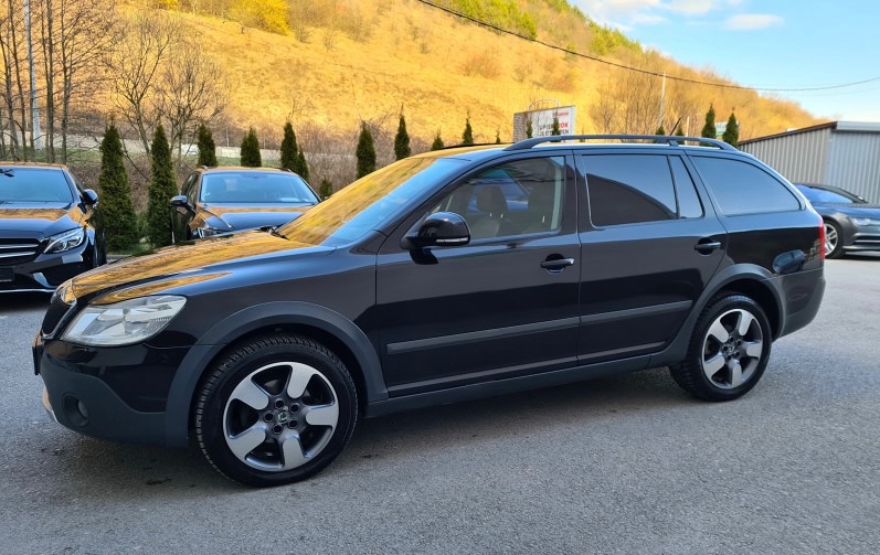 Škoda Octavia Scout 2.0 TDI 103kw 4x4 Individual + WEBASTO