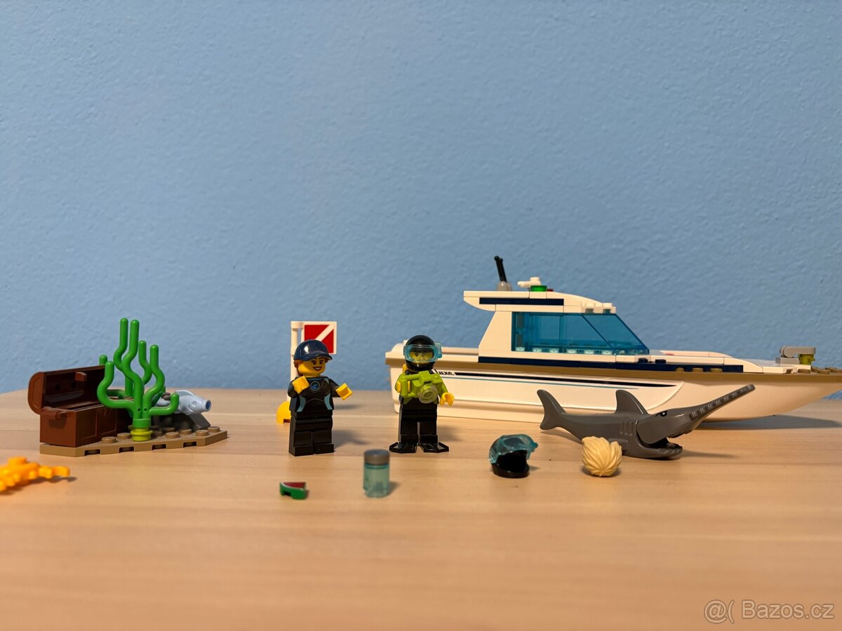 Lego 60221