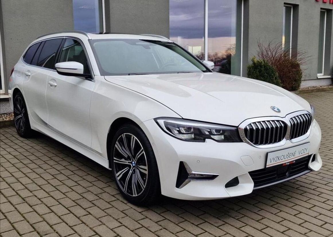 BMW Řada 3, 320d xDrive,Luxury,ČR,1.Maj.