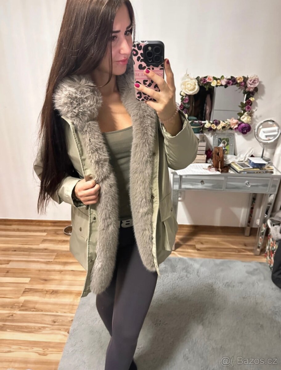 Zimní bundička