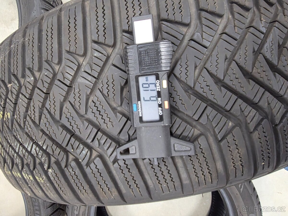 Zimni pneu 205/55 r17 octavia 4