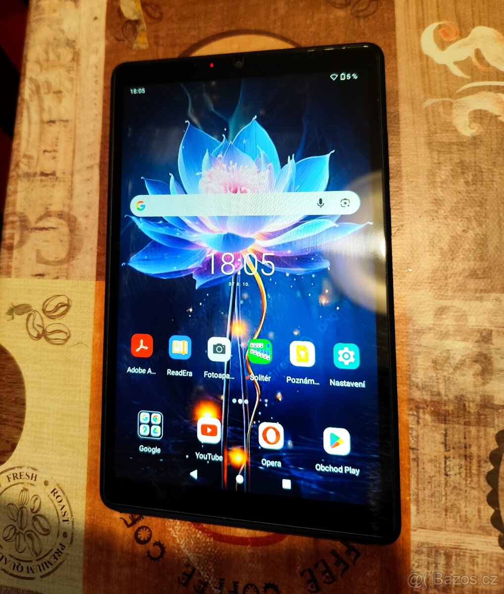 Lenovo M8