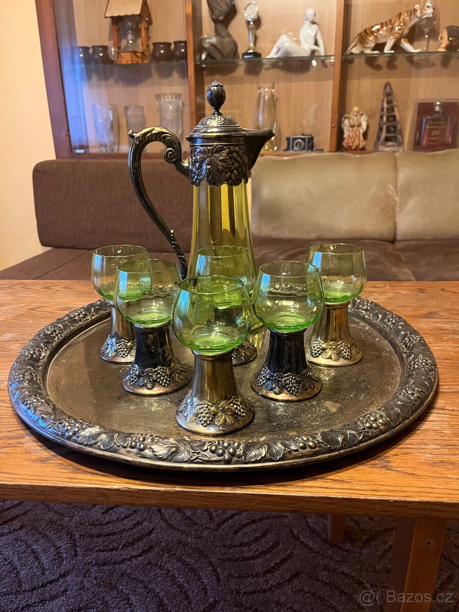 Starožitna ser na vino