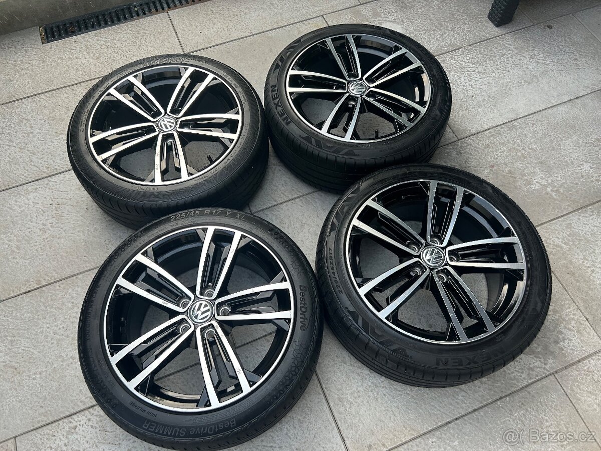 Originální alu kola R17 Volkswagen Golf VII