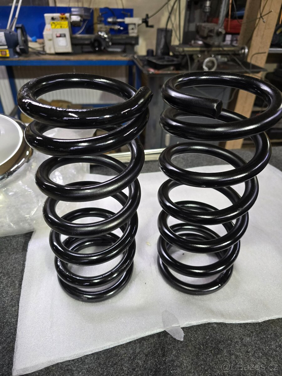 CORVETTE C3 PRUŽINY PODVOZKU NOVÉ