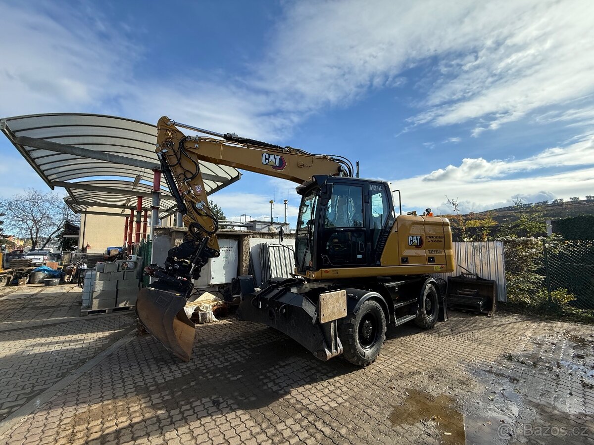 Caterpillar / Kolový bag / 2D / top stav / příslušenství