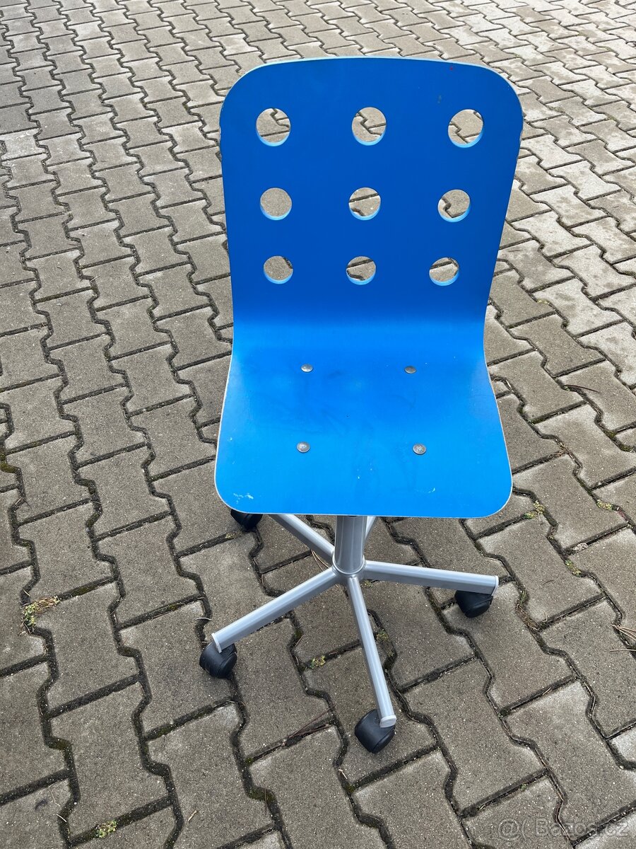 Otočná kancelářská židle IKEA