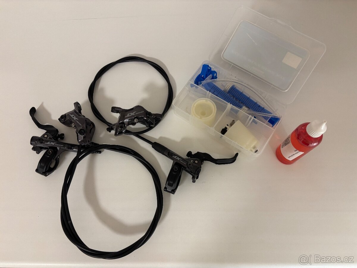 Kompletní brzdy Shimano Deore XT (BL-M8100 a BR-M8120)