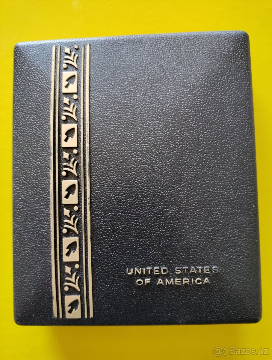 Prodám vyznamenaní US Army komplet s etují