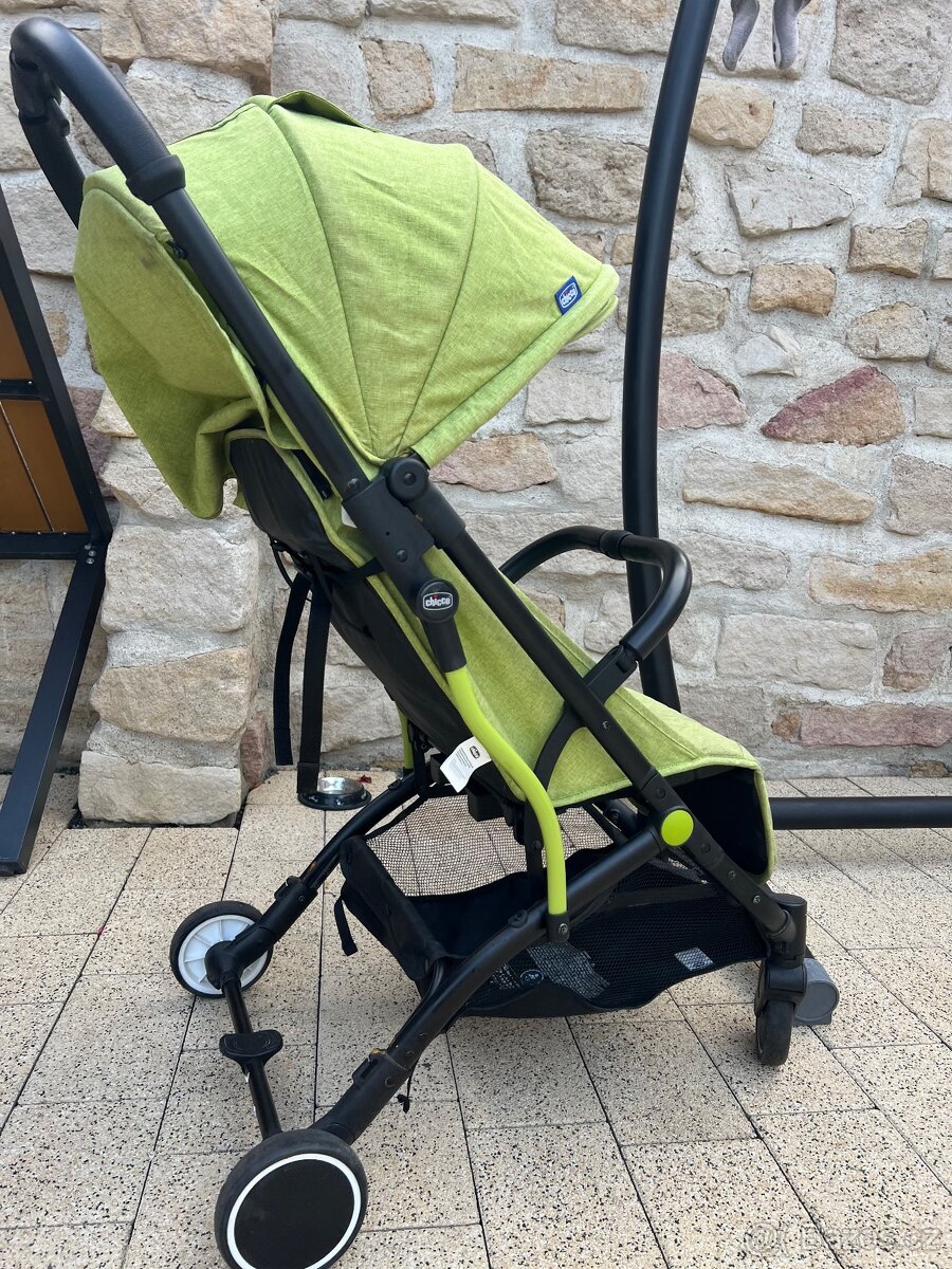 Kočárek Chicco