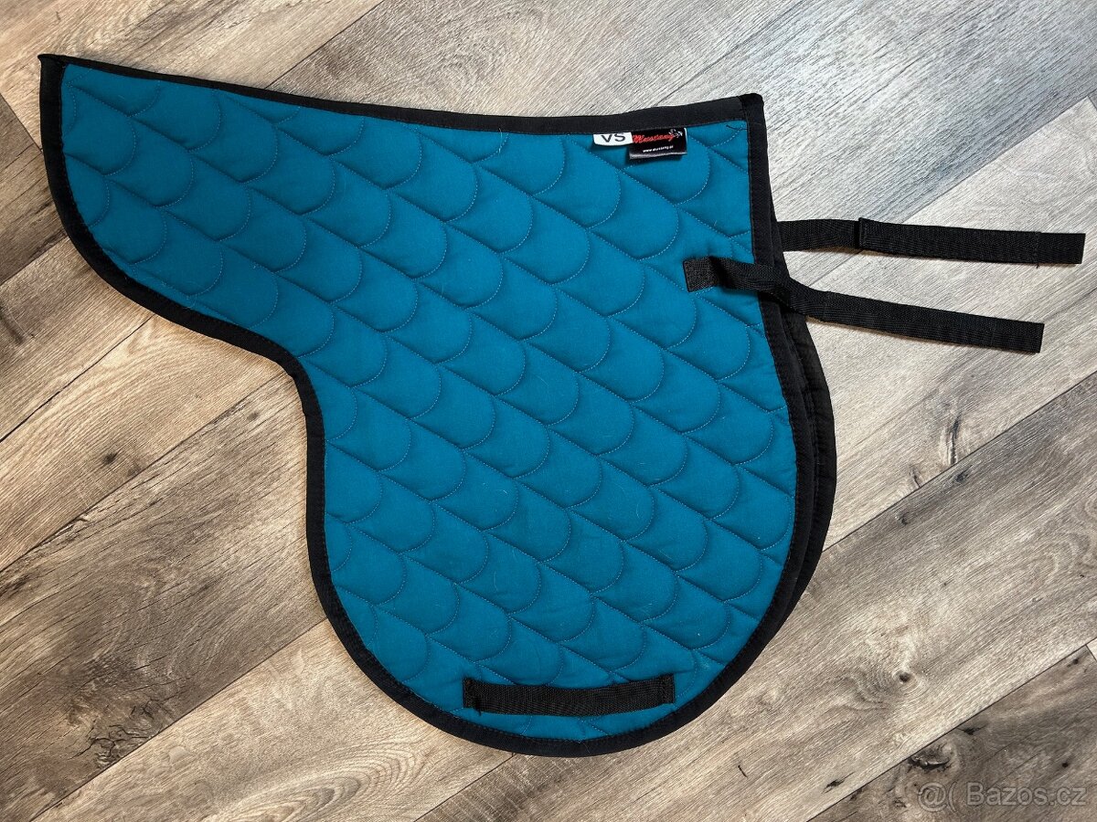 Vykrojená podsedlová dečka zn. MUSTANG typ VS tyrkysová/modř