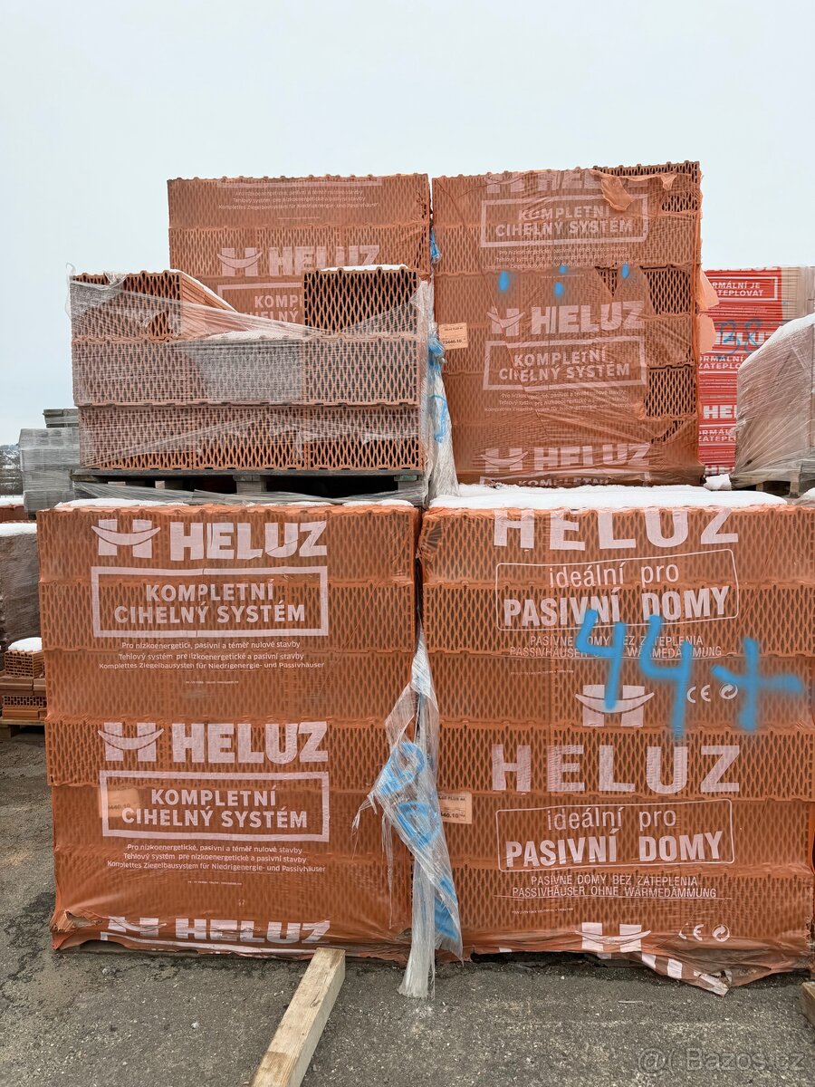 Cihly Heluz 44 - nebroušené