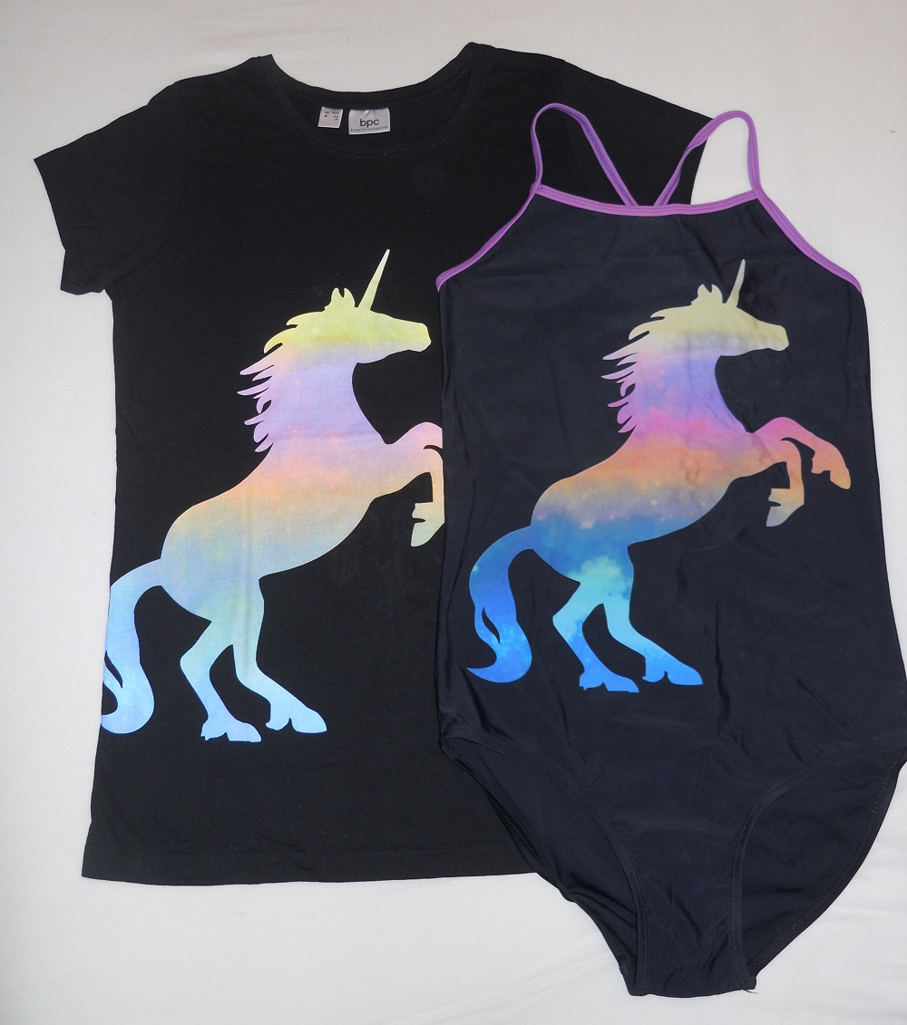 Tričko a plavky s jednorožcem, vel. 164, super stav