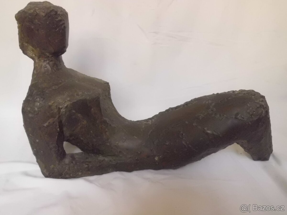 UNIKÁTNÍ Starožitná Kubistická Kovová ART Plastika - ŽENA