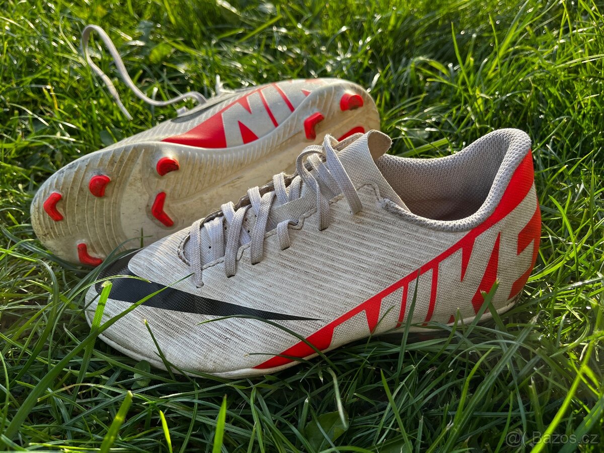 Dětské kopačky/lisovky vel 35