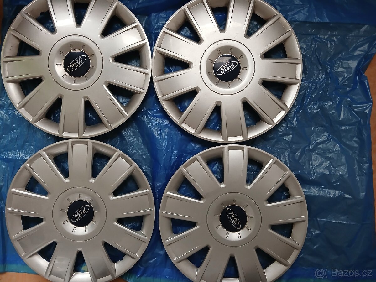 Prodám poklice Ford 15"