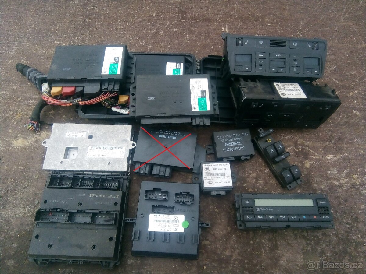 Jednotka motoru, dveří, komfortu