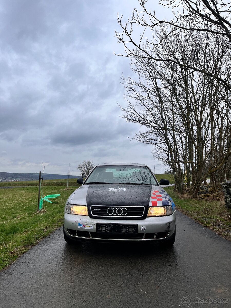 Audi A4 B5 gumbalkan speciál