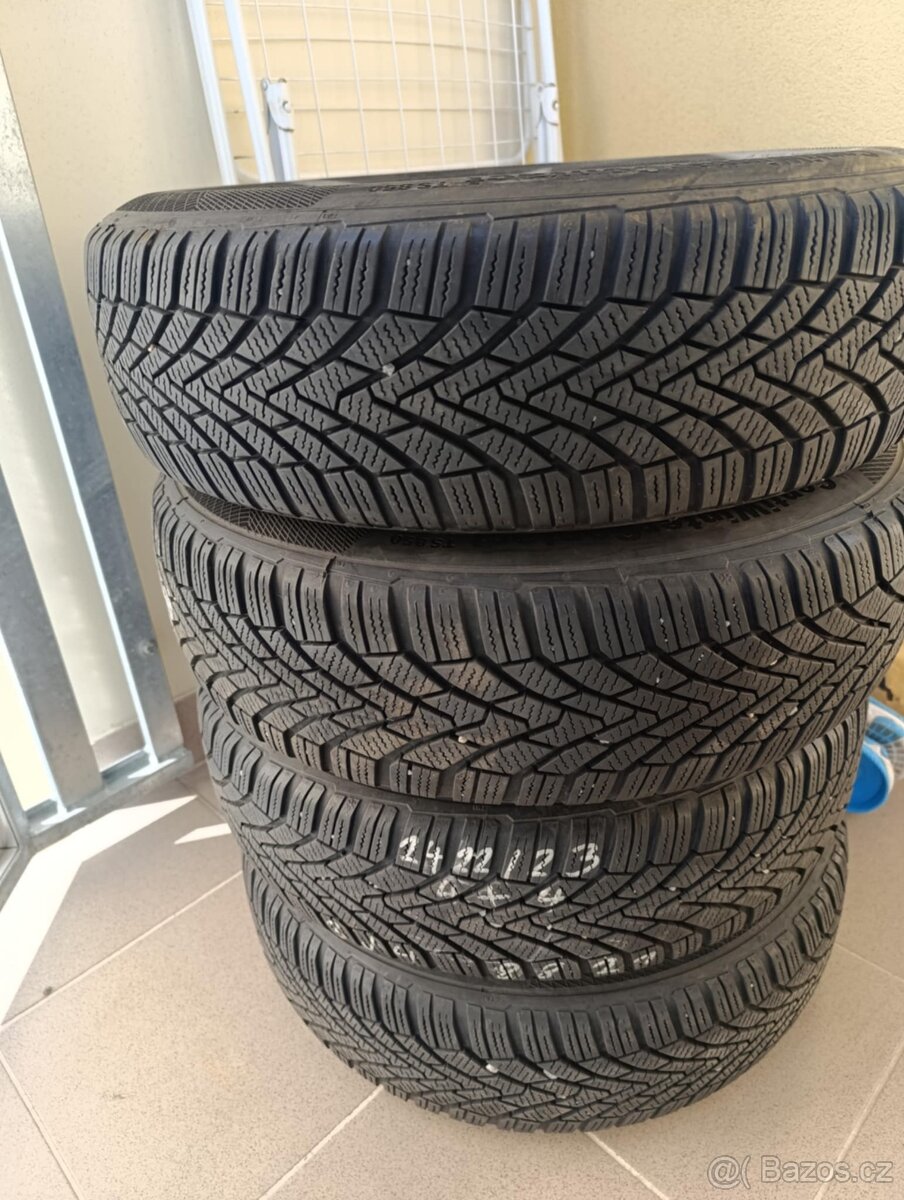 Zimní pneu s disky Continental 165/70 R 14 81 T