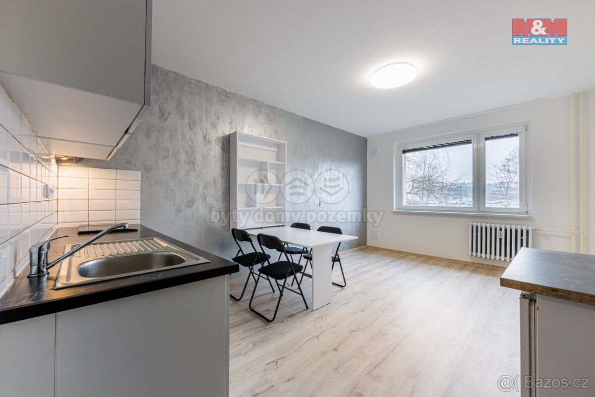 Pronájem bytu 1+kk, 24 m², Karlovy Vary, ul. U Koupaliště