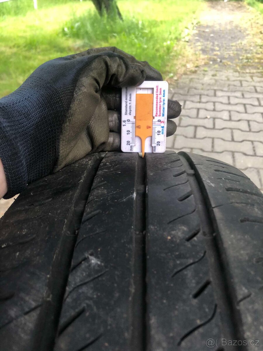 Letní pneu 205/55 R16