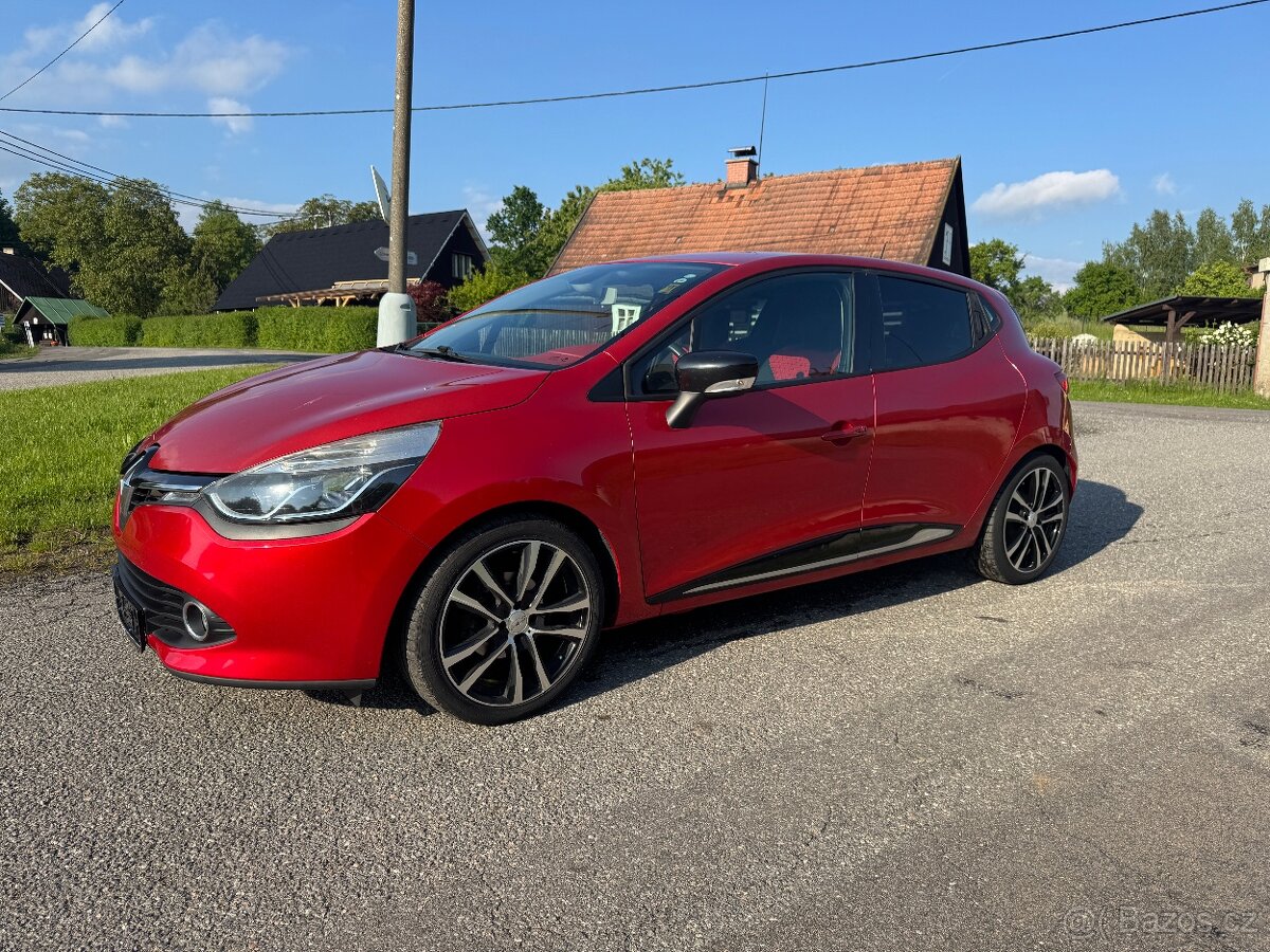 RENAULT CLIO III 0.9 TCE 66kw MODEL 2013 SERVISKA