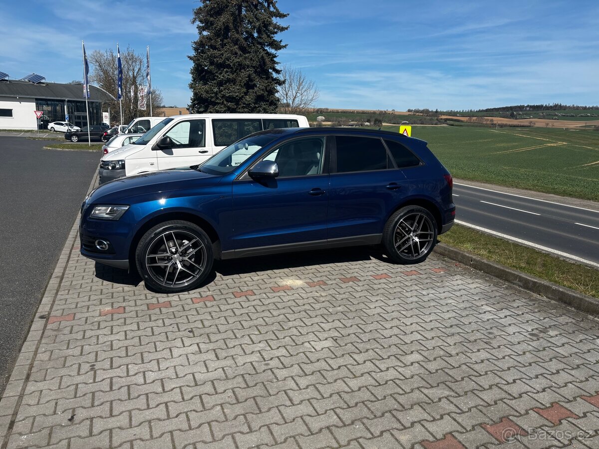 Audi Q5 8R - TOP stav