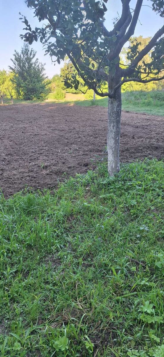 Práce s malotraktorem