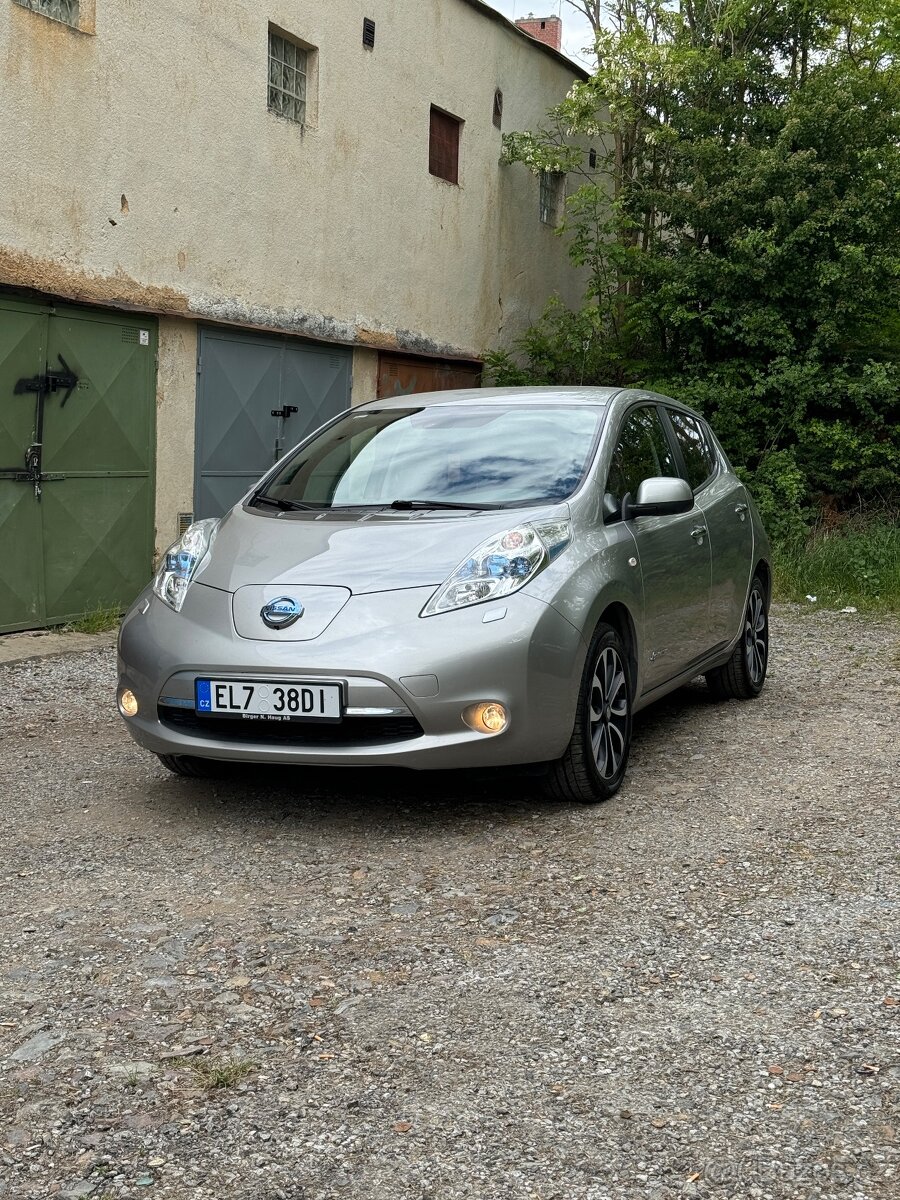 Nissan Leaf 2016 – 30 kWh – 215 000 CZK