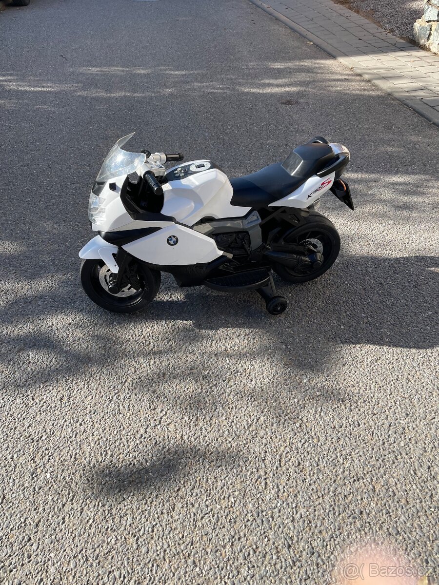 Elektrická motorka BMW