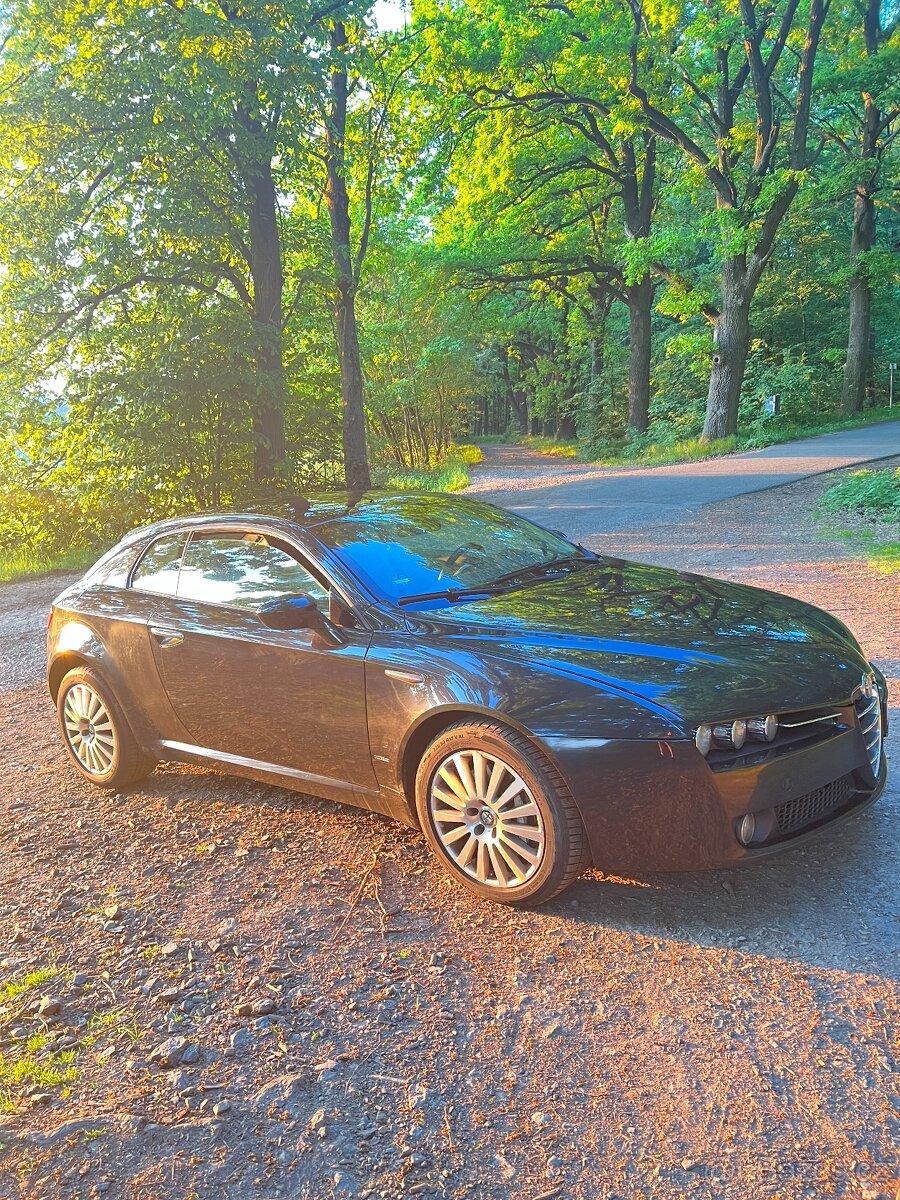 Alfa Romeo Brera 2.4 JTD – rarita pro fajnšmekra