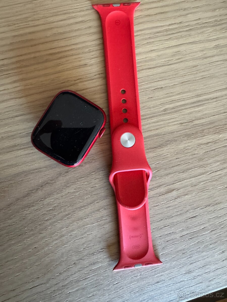 Apple watch 9 45mm red cellular | baterie 99% záruka 6/26