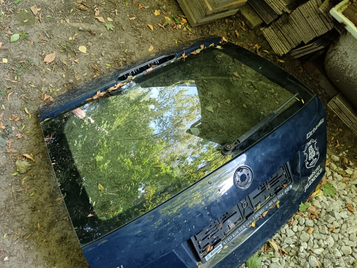 Zadní okno Octavia 2 combi
