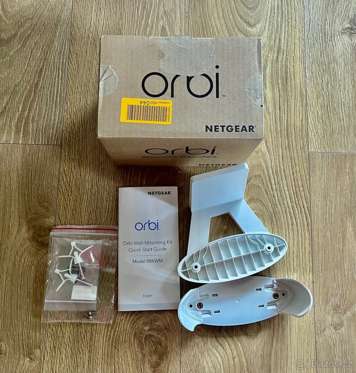 držák pro Netgear router Orbi RBKWM