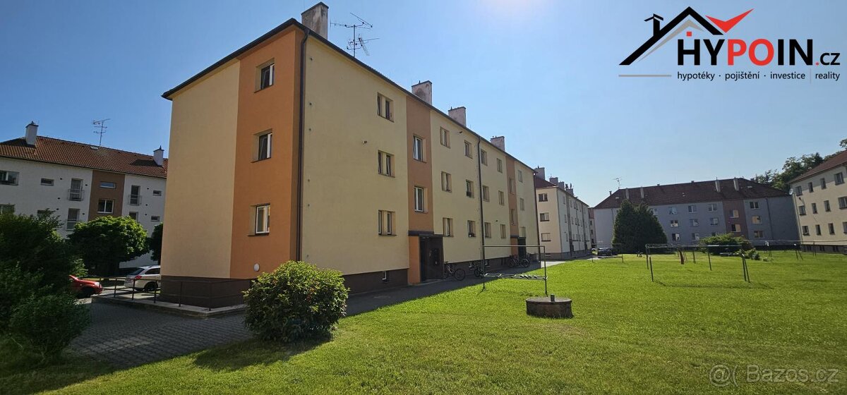 Prodej bytu 2+1, 57 m² + 2 sklepy, ulice Ostrovní, Choceň