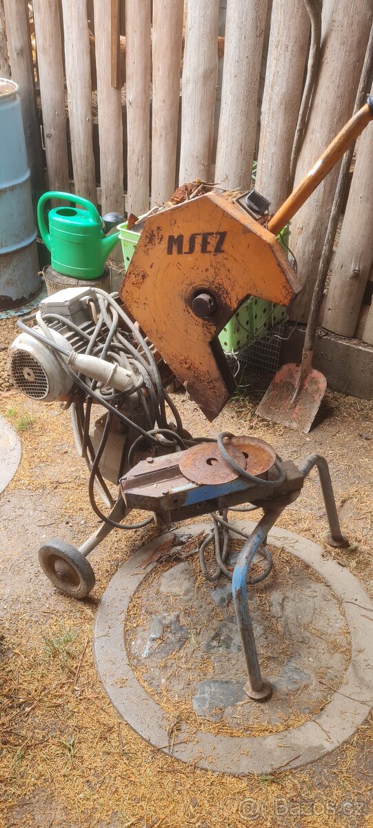 pila na železo