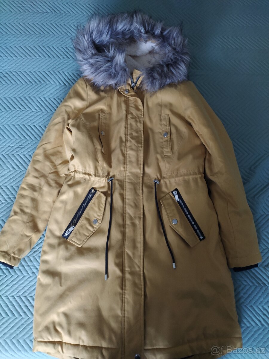 Nový dámský zimní kabát vel.M